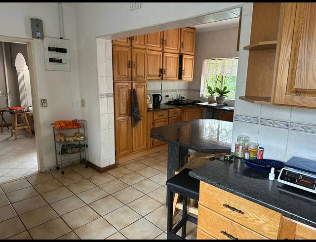 4 BEDROOM HOUSE FOR SALE IN SCHOEMANSVILLE